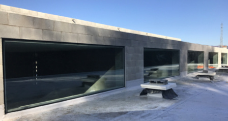 Cerramientos exteriores para nuevo edificio de servicios - DERI 4 Cerramientos exteriores para nuevo edificio de servicios - DERI 4