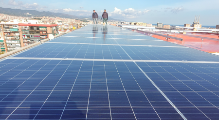Autoconsumo solar para comunidad de propietarios C/ Huelva 108 Autoconsumo solar para comunidad de propietarios C/ Huelva 108